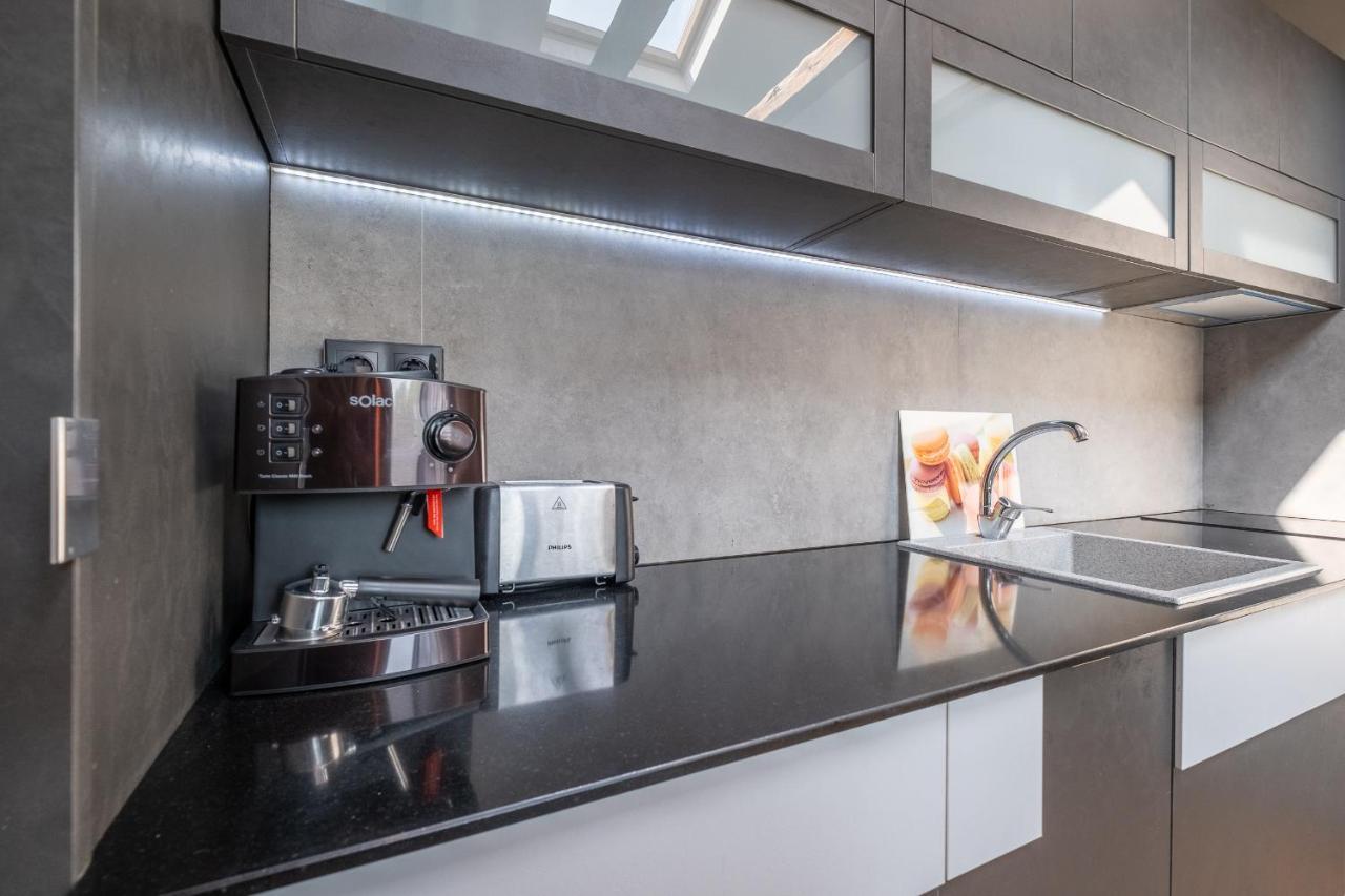 New Le Coin Bleu - Center Apartemen
